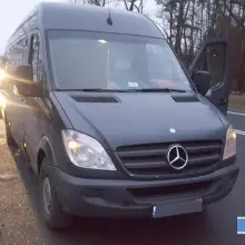 Zobacz zdjęcie: 54-latek bez prawa jazdy woził młodzież autobusem