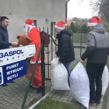 Zobacz zdjęcie: Zbierają nakrętki dla ciężko chorego Filipa z Kraszowic