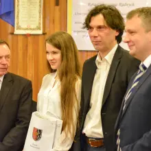 Zobacz zdjęcie: Najlepsi uczniowie szkół powiatowych uhonorowani