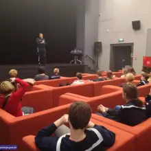 Zobacz zdjęcie: II Prywatne Gimnazjum bezkonkurencyjne w policyjnym konkursie filmowym