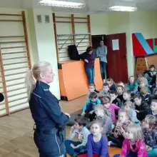 Zobacz zdjęcie: Dzięki mundurowym wiedzą, jak bezpiecznie spędzić ferie