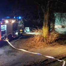 Zobacz zdjęcie: Pożar domu w Starych Jaroszowicach. Jedna osoba ranna