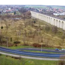 Zobacz zdjęcie: Pumptrack, skatepark i ścianka wspinaczkowa koło wiaduktu. Rusza budowa