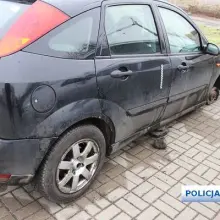 Zobacz zdjęcie: Nastolatkowie ukradli koła z co najmniej 6 aut