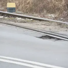 Zobacz zdjęcie: Niebezpiecznie przy Cieszkowskiego. Wyrwy kontratakują!