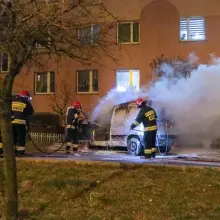 Zobacz zdjęcie: Pożar auta przy Jana Pawła II w Bolesławcu
