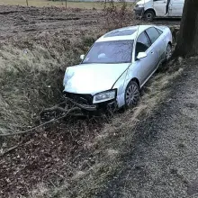 Zobacz zdjęcie: Wypadek w Mierzwinie. Zderzyły się dwa Audi, jedna osoba ranna
