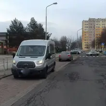 Zobacz zdjęcie: Nagminnie parkują w zatoczce dla autobusów