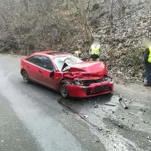 Zobacz zdjęcie: Mazda zderzyła się z ciężarówką. Kierowcy z Bolesławca nic się nie stało