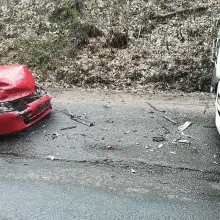 Zobacz zdjęcie: Mazda zderzyła się z ciężarówką. Kierowcy z Bolesławca nic się nie stało