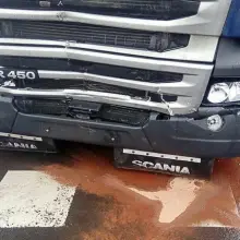 Zobacz zdjęcie: Tir najechał na tył Mazdy. Kierowca ciężarówki z 300-zł mandatem