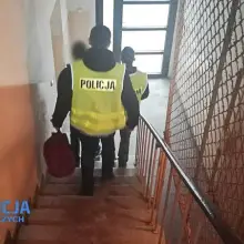Zobacz zdjęcie: Specjalnie wjechał w pieszego, który szedł chodnikiem. Chciał go… nastraszyć