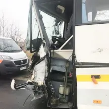 Zobacz zdjęcie: Zderzenie autobusu z ciężarówką koło Nowogrodźca