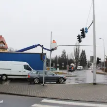 Zobacz zdjęcie: Rozpoczął się montaż sygnalizacji przy Zgorzeleckiej