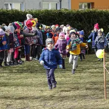 Zobacz zdjęcie: Przedszkolaki po raz czwarty w „Biegu Dzieci – Dzieciom”