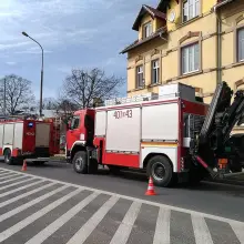 Zobacz zdjęcie: Akcja straży na Wesołej. Dwie osoby poszkodowane