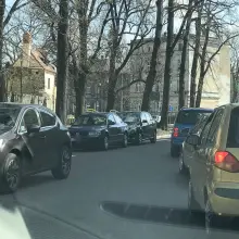 Zobacz zdjęcie: Czytelnik: „Parkowanie na Piaskowej to jakaś masakra!”