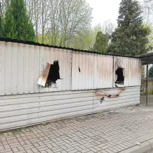 Zobacz zdjęcie: Podpalili kontener ze zniczami przy cmentarzu?