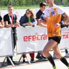 Zobacz zdjęcie: Bolesławiecki policjant – pasjonat biegania