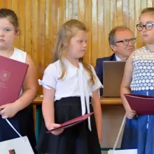 Zobacz zdjęcie: Powiat uhonorował laureatów strażackiego konkursu plastycznego