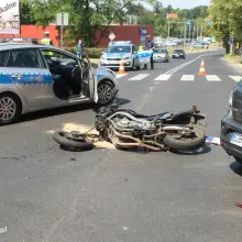 Zobacz zdjęcie: Zderzenie auta z motocyklem