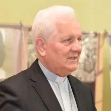 Zobacz zdjęcie: Biskup Franjo Komarica z Banja Luki w II Liceum Ogólnokształcącym w Bolesławcu