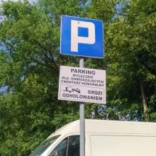 Zobacz zdjęcie: Parking przy cmentarzu jednak tylko dla odwiedzających nekropolię