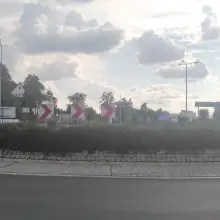 Zobacz zdjęcie: Źle oznakowane rondo Solidarności?