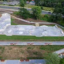 Zobacz zdjęcie: Pumptrack, skatepark i ścianka wspinaczkowa przy bolesławieckim wiadukcie CORAZ BLIŻEJ