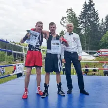 Zobacz zdjęcie: Pięściarze TOP na pikniku z okazji 100-lecia Odzyskania Niepodległości