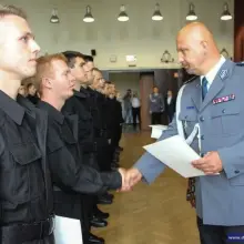 Zobacz zdjęcie: Nowi dolnośląscy policjanci już po ślubowaniu