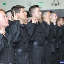 Zobacz zdjęcie: Nowi dolnośląscy policjanci już po ślubowaniu