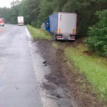 Zobacz zdjęcie: Śmiertelny wypadek koło Trzebienia, kierowca audi nie żyje