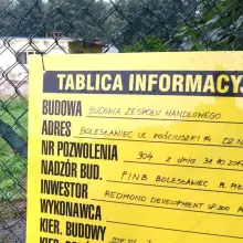 Zobacz zdjęcie: Tablica informująca o budowie obiektu