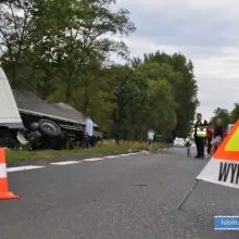 Zobacz zdjęcie: Śmiertelny wypadek na krajowej 36. 57-letnia kobieta nie żyje