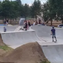 Zobacz zdjęcie: Skatepark koło wiaduktu w Bolesławcu