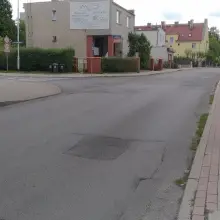 Zobacz zdjęcie: Czytelnik: dziura przy PWiK i fatalny stan nawierzchni na Żeromskiego