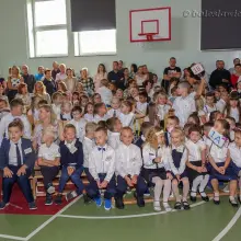 Zobacz zdjęcie: Pierwszy dzwonek w Bolesławcu. Nowe boiska dla uczniów „piątki”