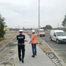 Zobacz zdjęcie: Nagminnie łamią zakaz wjazdu na rondo w Kruszynie