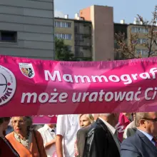 Переглянути фотографію: Амазонки пройшли вулицями міста в рамках Дня боротьби з раком