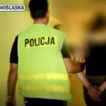Zobacz zdjęcie: Taranowali autem sklepy sieci Dino. Cała trójka włamywaczy aresztowana