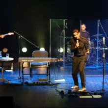 Zobacz zdjęcie: Janusz Radek, świetny koncert w sali Forum w Bolesławcu