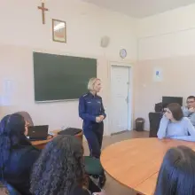 Zobacz zdjęcie: O handlu ludźmi z młodzieżą