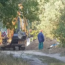 Zobacz zdjęcie: Nielegalne śmieci w lesie w Nowej Kuźni… zasypane ziemią. Kto zawinił?