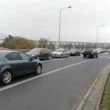 Zobacz zdjęcie: Korek na Wróblewskiego i rondzie przy moście