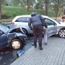 Zobacz zdjęcie: Wypadek na ul. Garncarskiej w Bolesławcu