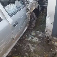 Zobacz zdjęcie: Wypadek w Gościszowie. Kompletnie pijany mężczyzna wjechał w ogrodzenie