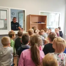 Zobacz zdjęcie: Dzieci ponownie opanowały bolesławiecką komendę policji