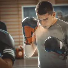 Zobacz zdjęcie: Mistrz świata w muay thai i fighter MMA w świętoszowskiej Brygadzie