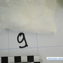 Переглянути фотографію: Дилер попався з величезною кількістю марихуани та кокаїну. Арештовано